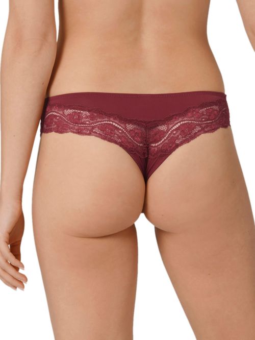 TRIUMPH Lovely Micro Brazilian String 00VT - Δαντέλα 