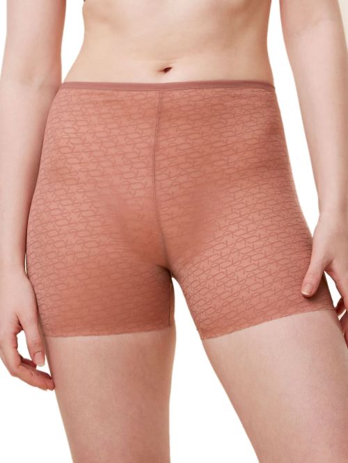 triumph signature sheer shorts μπροστά