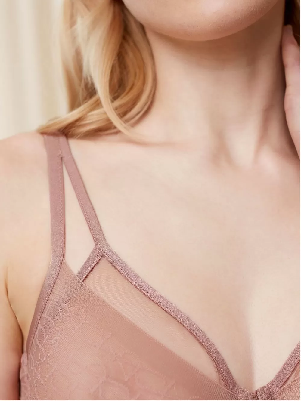 TRIUMPH Signature Sheer W01 EX 6901 - Διπλή Επένδυση & Μπανέλα - Minimizer