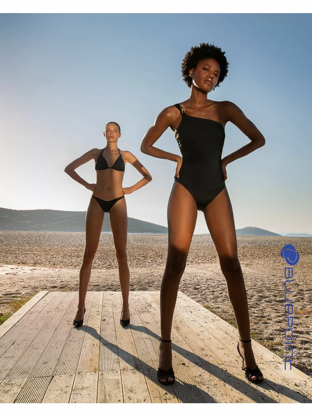 Μαγιό BLUEPOINT Go Glam Τρίγωνο Μπικίνι - Αόρατη  Ενίσχυση - Χρυσή Αλυσίδα