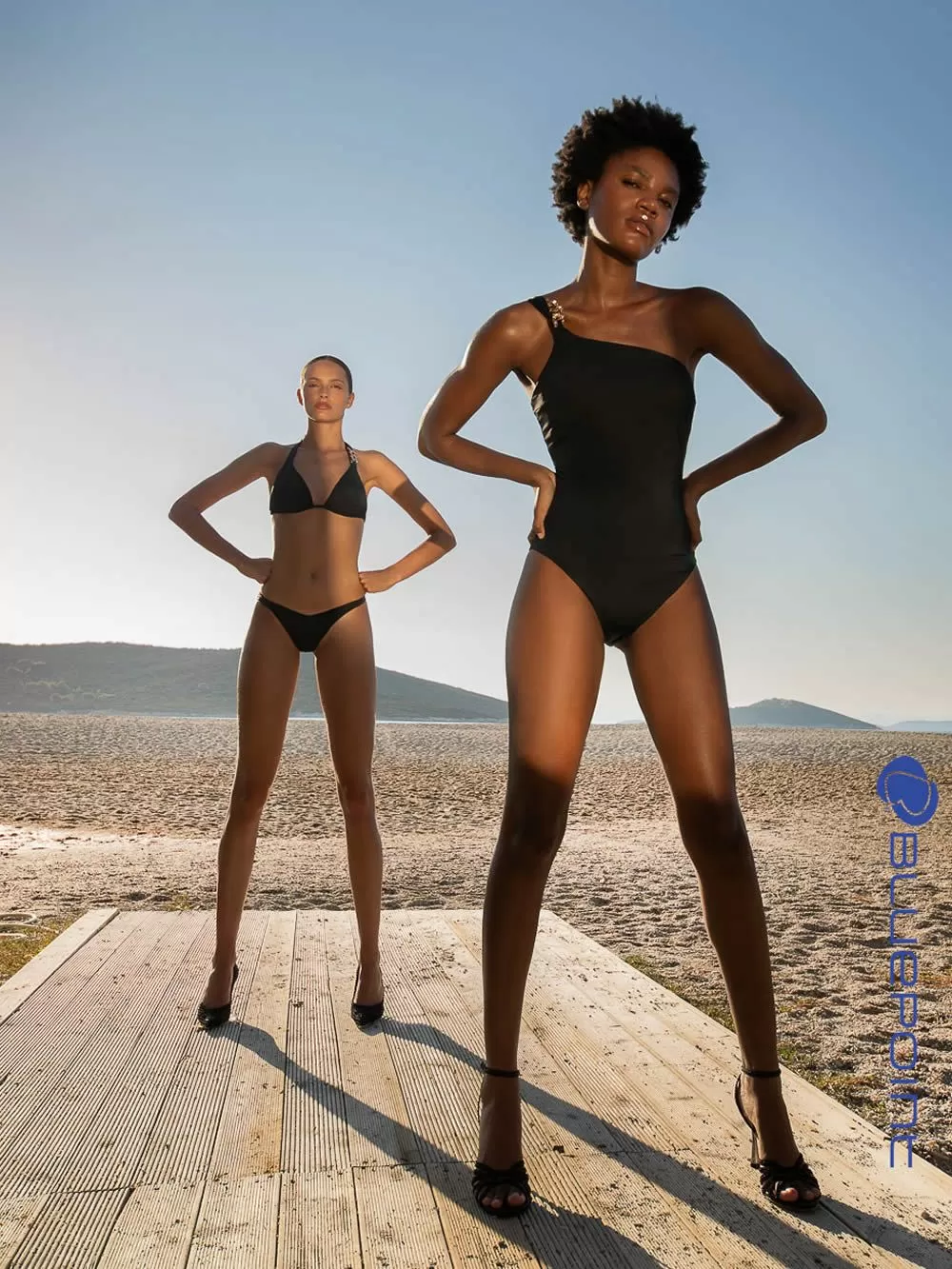 Μαγιό BLUEPOINT Go Glam Ολόσωμο - Αόρατη Ενίσχυση - Χρυσή Αλυσίδα