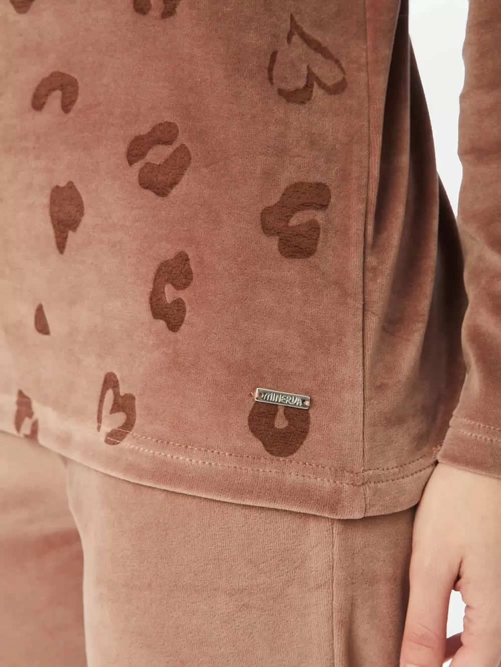 Πυτζάμα Γυναικεία MINERVA Velvet Animal Print - Απαλό Βελούδο - Extra Ζεστή 